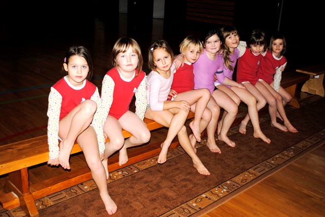 Šolsko tekmovanje v gimnastiki na OŠ Krmel